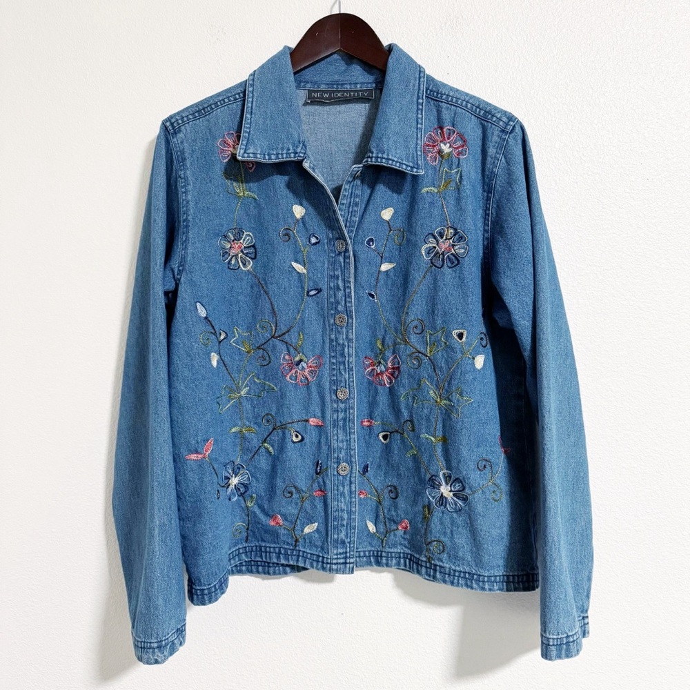 Vintage 90s New Identity Floral Embroidered Denim Jacket